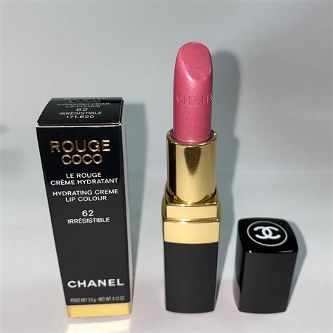 chanel lips.